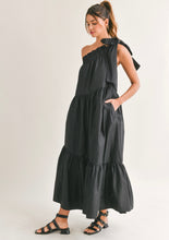 Load image into Gallery viewer, Rebeca Maxi Dress