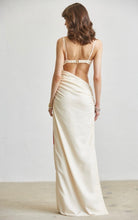 Load image into Gallery viewer, Lily Maxi Dress