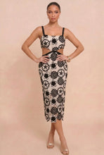 Load image into Gallery viewer, Gelena Midi Dress