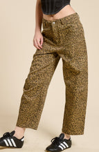 Load image into Gallery viewer, Leopard Pant