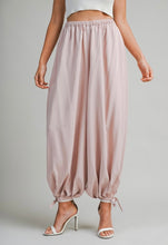 Load image into Gallery viewer, Jacky Pant