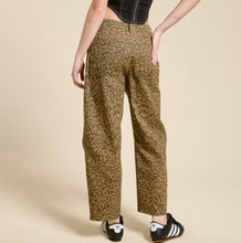 Load image into Gallery viewer, Leopard Pant