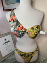 Load image into Gallery viewer, Reversible Marte Bikini Set