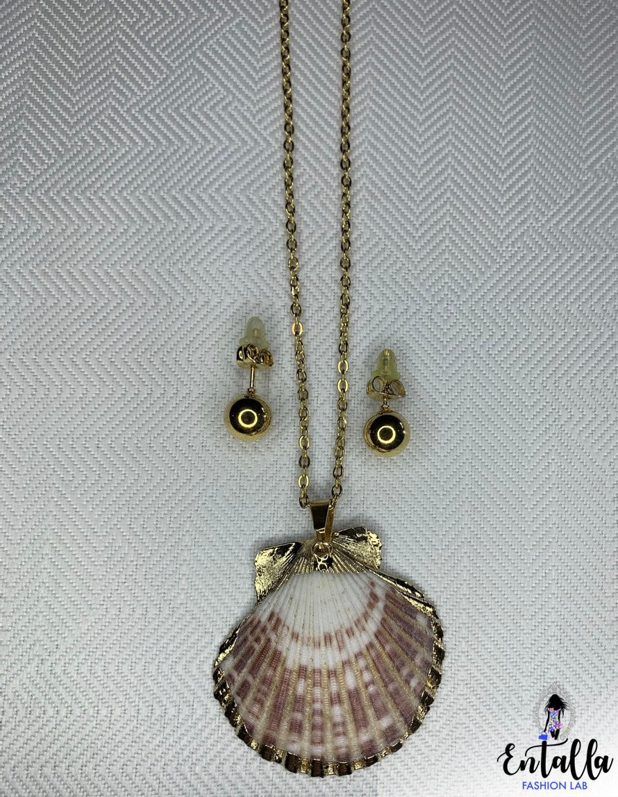 Scallop Shell Necklace